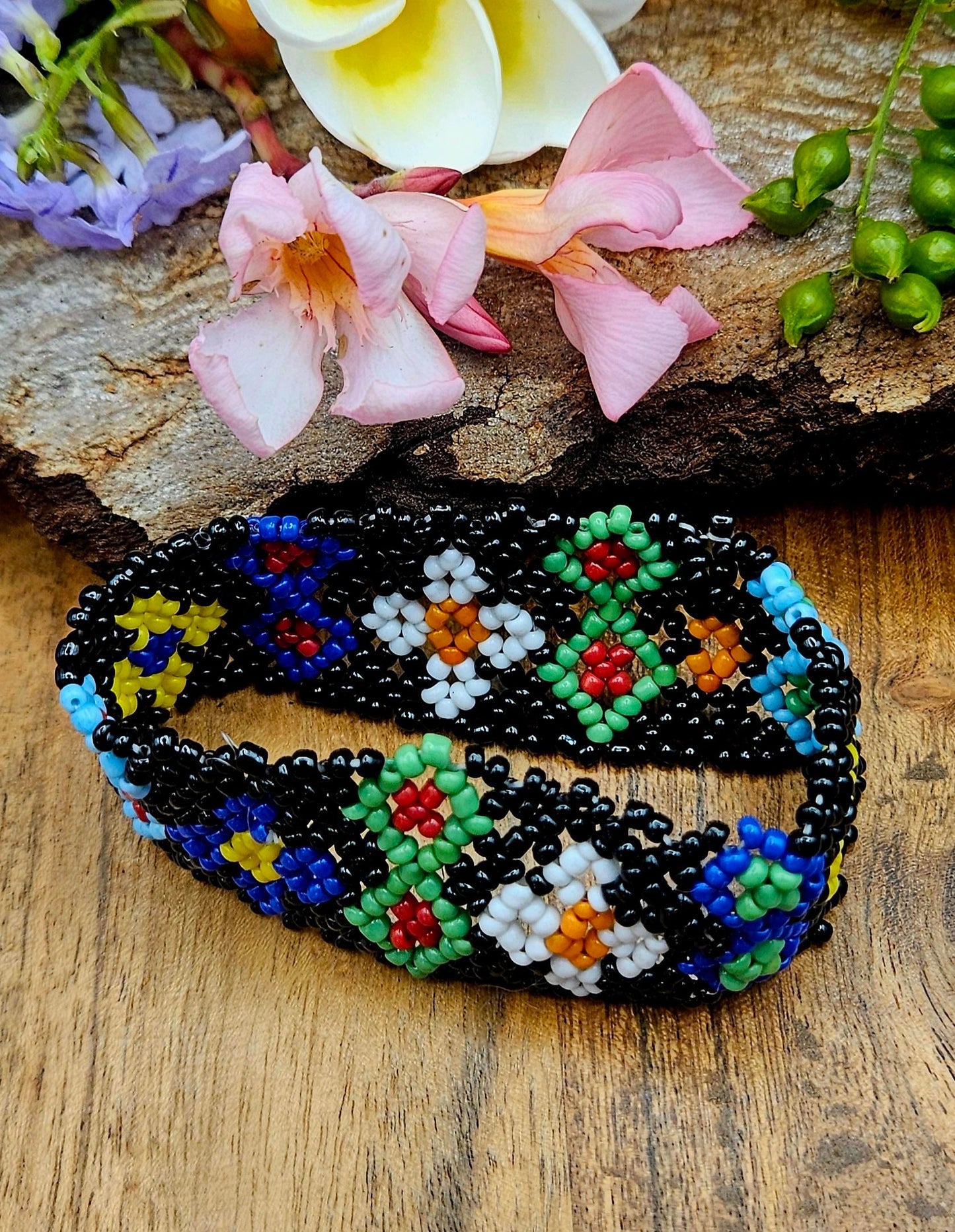 African Seed Bead Bracelet - Boho Bloom