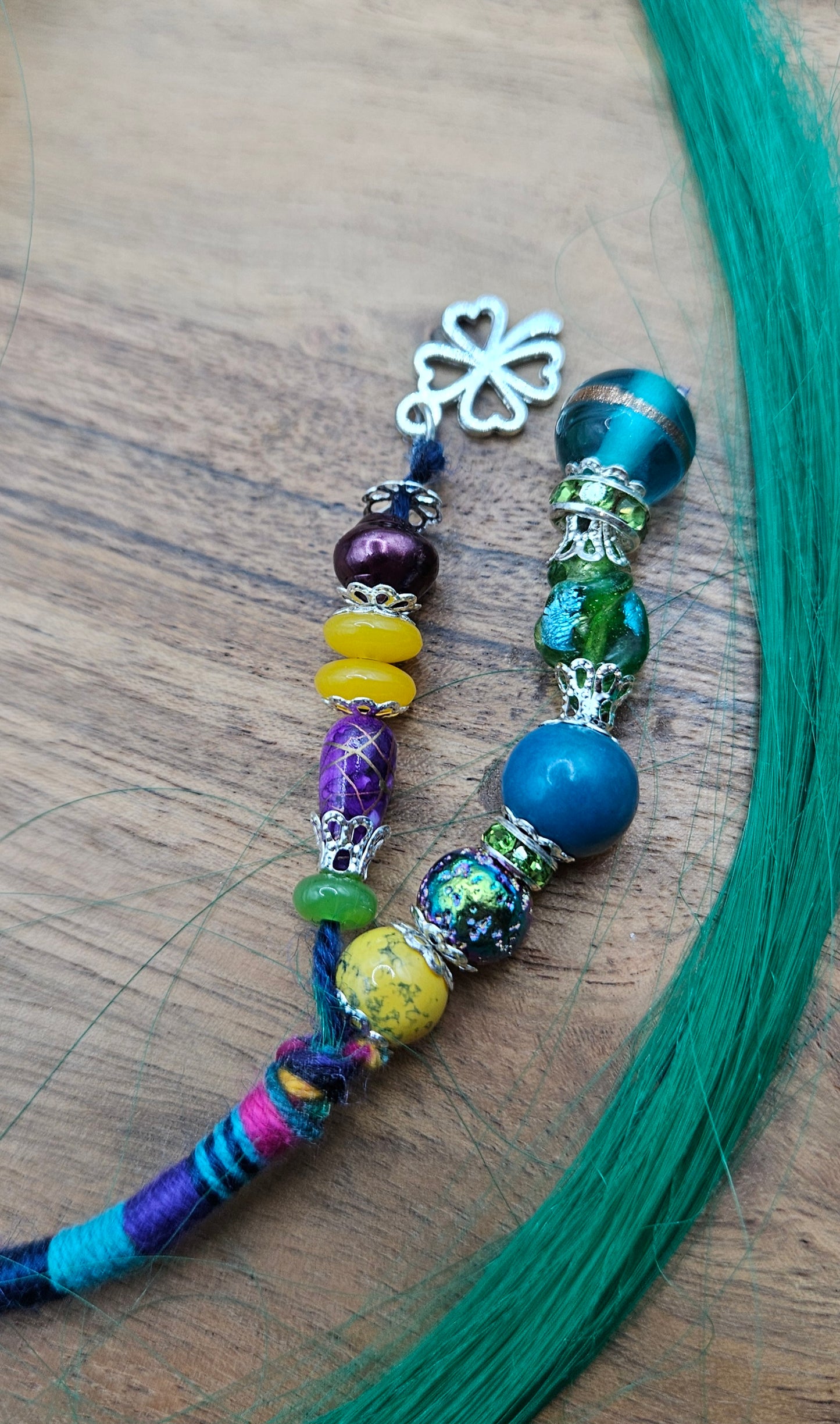 Hairwraps - Green clover